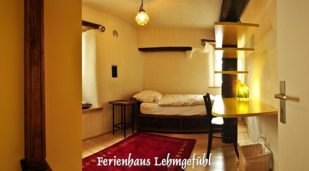 Lehmgefuehl, Design Vier, La Petite Maison Trier Bagian luar foto