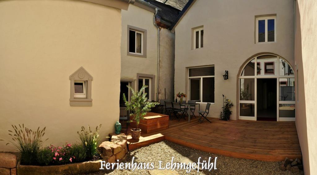Lehmgefuehl, Design Vier, La Petite Maison Trier Bagian luar foto