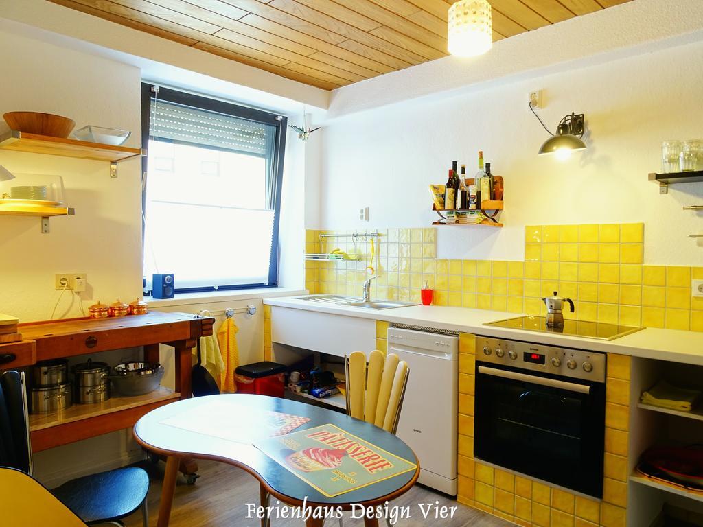 Lehmgefuehl, Design Vier, La Petite Maison Trier Bagian luar foto