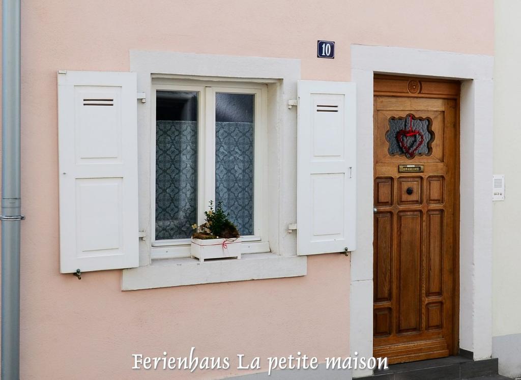 Lehmgefuehl, Design Vier, La Petite Maison Trier Bagian luar foto