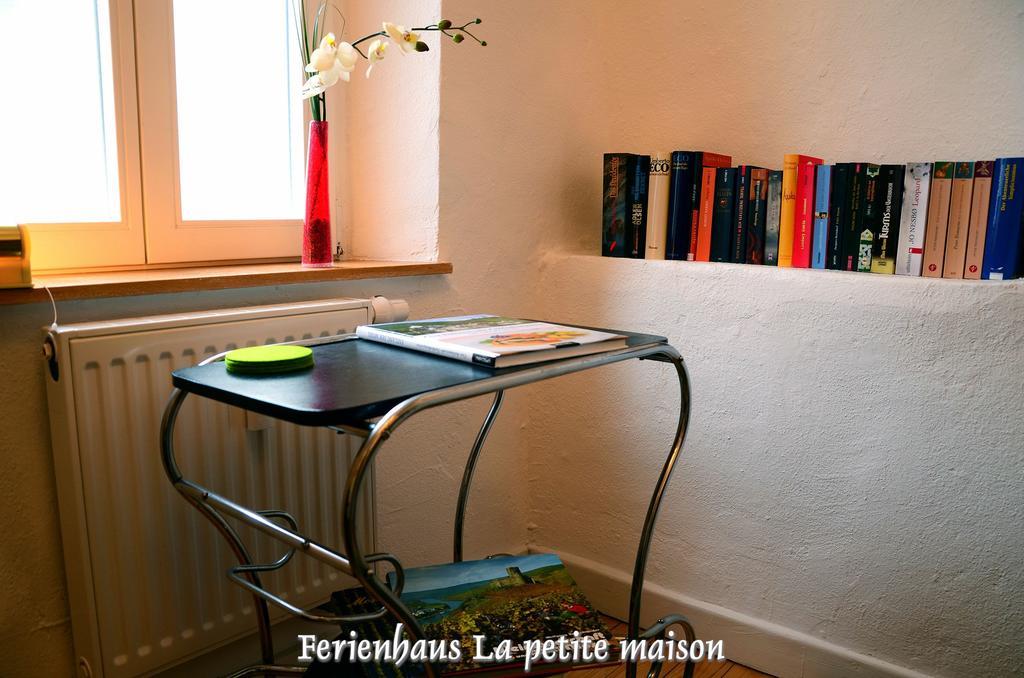 Lehmgefuehl, Design Vier, La Petite Maison Trier Bagian luar foto